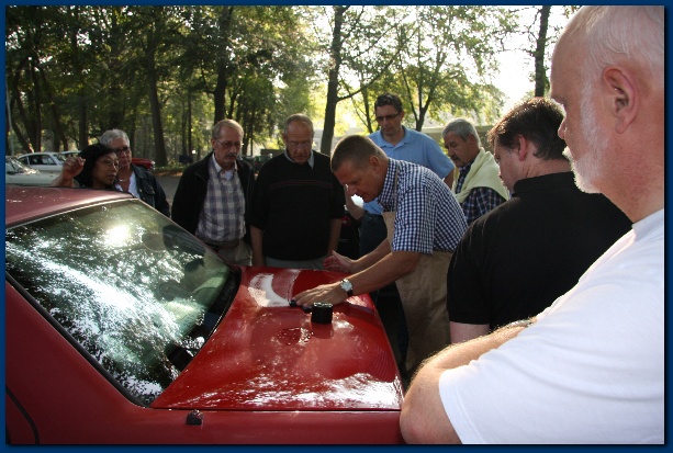 600x399 pixels (131K)